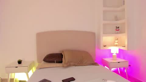 Snapshot of nathalyn05 chatting on November 19, 2025, 10:37 am NATHALY online show from November 19, 2025, 10:37 am