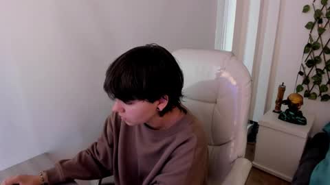 nathalyy_ds online show from January 14, 2026, 7:19 pm