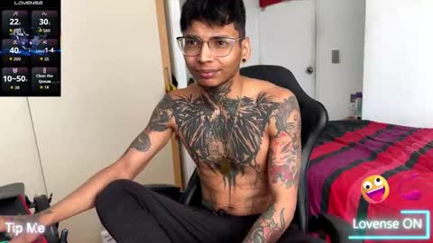 nathan_aress6666 online show from October 5, 2025, 6:50 pm