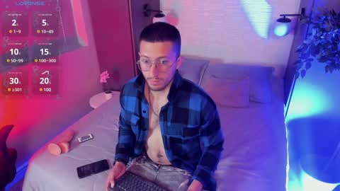 Snapshot of nathan_rivers chatting on January 20, 2025, 11:35 am nathan_rivers online show from January 20, 2025, 11:35 am