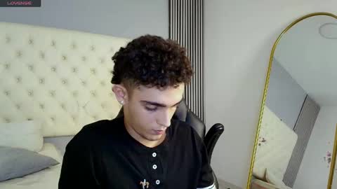 Snapshot of nathan_shimmer chatting on May 7, 2026, 4:18 am nathan_shimmer online show from May 7, 2026, 4:18 am