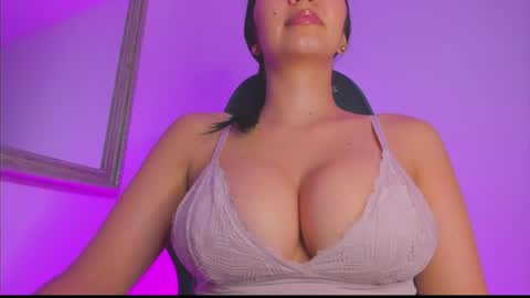 Snapshot of nathyy_garcia chatting on May 17, 2026, 6:37 pm Nathyy online show from May 17, 2026, 6:37 pm