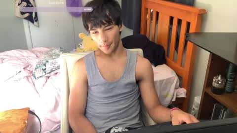 native_boy2 online show from December 5, 2025, 3:48 am