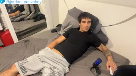 native_boy2 online show from May 26, 2026, 10:50 pm