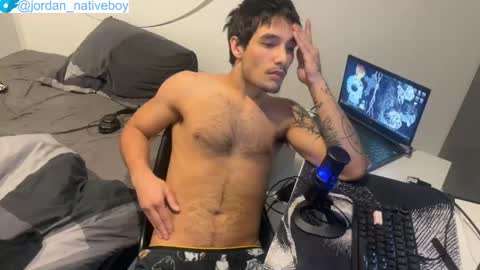Snapshot of native_boy2 chatting on June 7, 2026, 7:06 pm native_boy2 online show from June 7, 2026, 7:06 pm