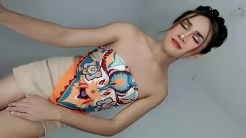 Snapshot of nattayah chatting on June 4, 2026, 5:13 am Nathalie smith online show from June 4, 2026, 5:13 am