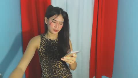 Snapshot of natty121698 chatting on February 7, 2025, 7:27 pm Natty online show from February 7, 2025, 7:27 pm