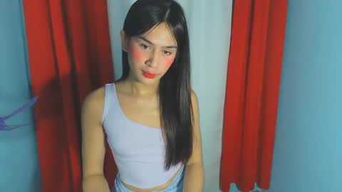 Snapshot of natty121698 chatting on February 19, 2025, 7:05 pm Natty online show from February 19, 2025, 7:05 pm