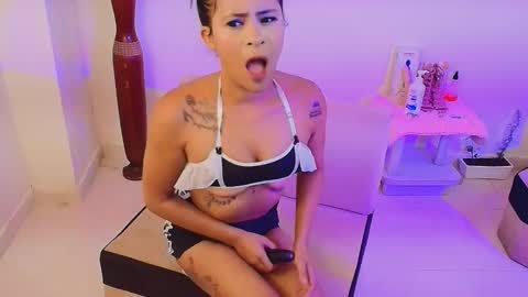 Snapshot of natty_reyes2004 chatting on October 9, 2025, 6:28 pm NATALY.. online show from October 9, 2025, 6:28 pm