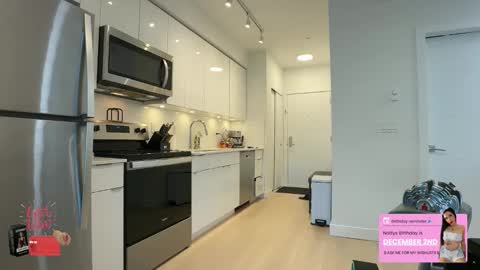 NATTY FIERROS online show from November 4, 2025, 5:45 pm