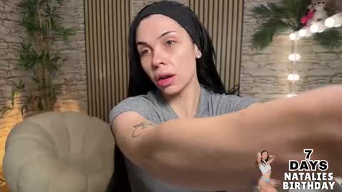 NATTY FIERROS online show from November 24, 2025, 7:02 pm