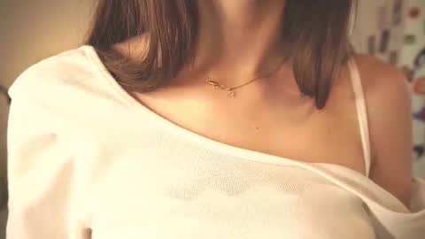 Ella online show from December 19, 2025, 3:30 pm