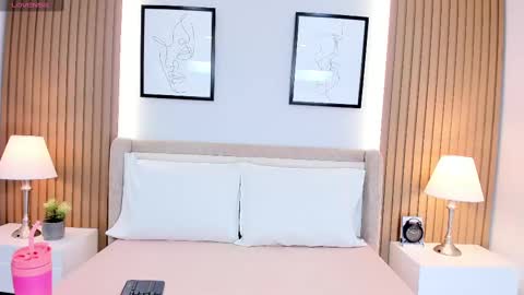 Snapshot of natural_bigboobs chatting on September 26, 2025, 1:04 pm Jazmin Bigboobs online show from September 26, 2025, 1:04 pm