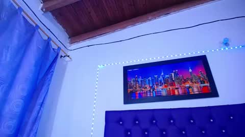  Annie  online show from March 6, 2025, 9:25 am