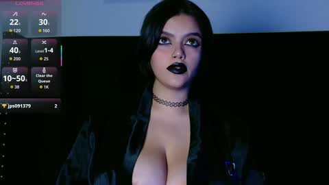 Gwen  online show from November 26, 2025, 7:04 pm