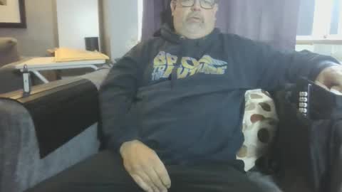 Snapshot of naturistmale45 chatting on October 7, 2025, 8:11 am naturistmale45 online show from October 7, 2025, 8:11 am