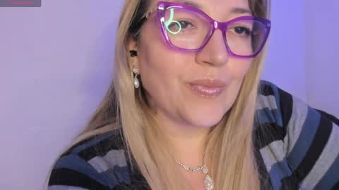 Nataly online show from May 15, 2026, 11:23 pm
