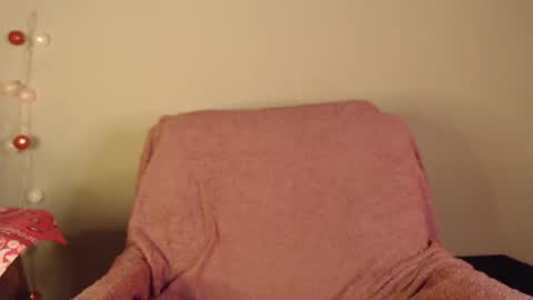 Snapshot of naty_naturalgirl chatting on October 13, 2025, 7:36 pm Nataly online show from October 13, 2025, 7:36 pm
