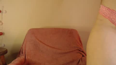 Snapshot of naty_naturalgirl chatting on October 14, 2025, 5:36 pm Nataly online show from October 14, 2025, 5:36 pm