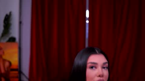 Naty online show from December 15, 2025, 7:40 pm