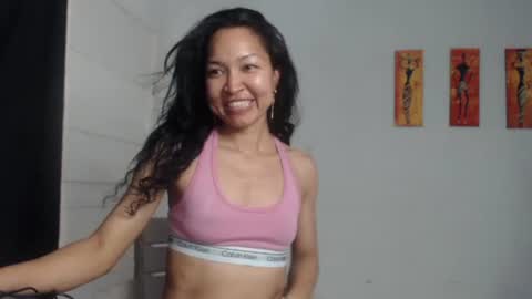 Snapshot of natzumi_mcqueen chatting on March 8, 2025, 4:06 pm Stella Mcqueen online show from March 8, 2025, 4:06 pm