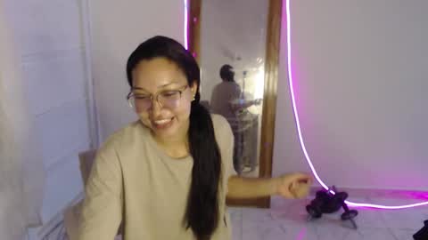 Stella Mcqueen online show from March 16, 2026, 12:31 pm