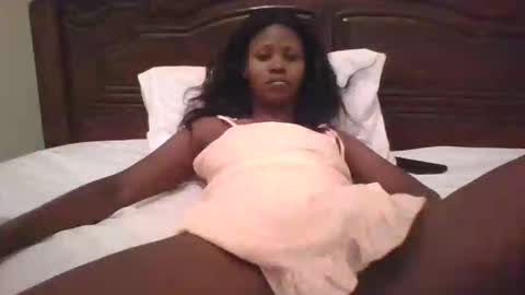 alisha online show from September 22, 2025, 7:32 am