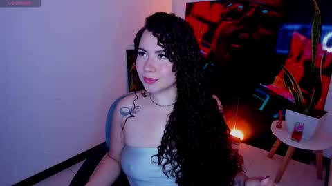 Snapshot of naughty_butt chatting on September 18, 2025, 4:31 pm Megan online show from September 18, 2025, 4:31 pm