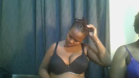 naughty_jazmine online show from November 15, 2025, 5:42 pm