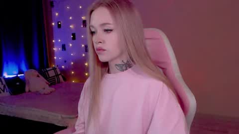 Snapshot of naughty_mablee chatting on June 21, 2026, 12:35 am Mable online show from June 21, 2026, 12:35 am