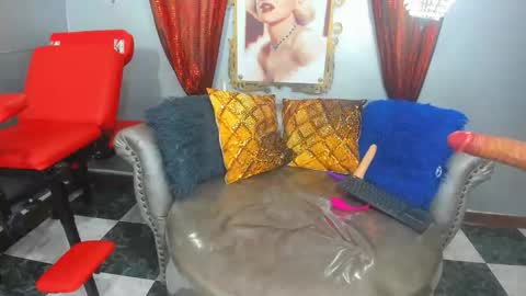 ESMERALDA online show from November 23, 2025, 3:17 am