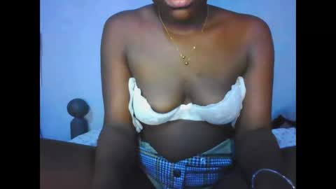 naughty_nilla online show from September 20, 2025, 10:38 am