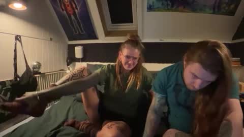 Freyja and Baldur online show from October 12, 2025, 1:26 am