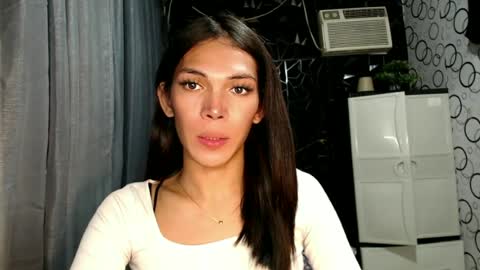 Ariela online show from June 15, 2026, 5:42 am
