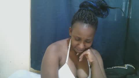 Snapshot of naughty_slender2 chatting on October 13, 2025, 2:50 pm jn online show from October 13, 2025, 2:50 pm