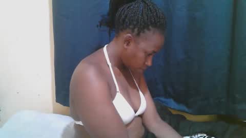 Snapshot of naughty_slender2 chatting on October 14, 2025, 2:56 am jn online show from October 14, 2025, 2:56 am