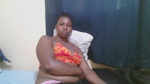 Snapshot of naughty_slender2 chatting on October 22, 2025, 5:41 am jn online show from October 22, 2025, 5:41 am