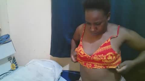 Snapshot of naughty_slender2 chatting on October 29, 2025, 1:30 am jn online show from October 29, 2025, 1:30 am