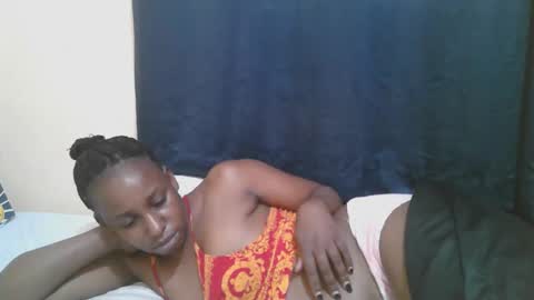 Snapshot of naughty_slender2 chatting on October 29, 2025, 2:08 pm jn online show from October 29, 2025, 2:08 pm