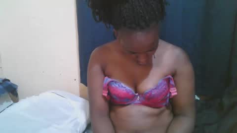 Snapshot of naughty_slender2 chatting on November 21, 2025, 5:22 pm jn online show from November 21, 2025, 5:22 pm