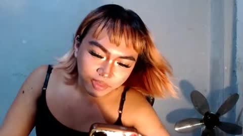 naughty_ursula21xxx online show from January 18, 2026, 3:32 am