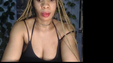 Snapshot of naughty_xxbunny chatting on January 27, 2025, 9:00 pm beauty online show from January 27, 2025, 9:00 pm