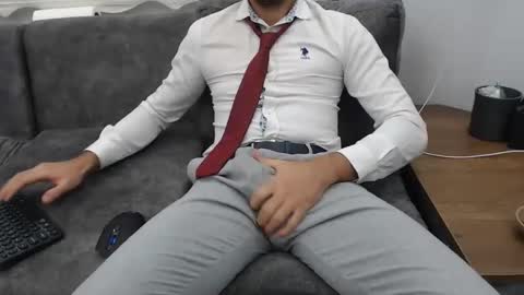 naughty pervert masterboy online show from January 12, 2025, 10:43 pm