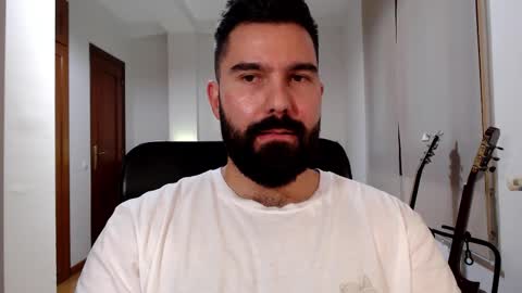 Tom online show from October 20, 2025, 9:43 am