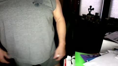 Snapshot of naughtybone chatting on January 7, 2026, 9:06 pm naughtybone online show from January 7, 2026, 9:06 pm