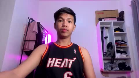 Arch online show from October 5, 2025, 8:56 am