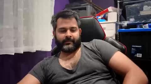 sakhtlaundaz online show from November 9, 2025, 5:17 am