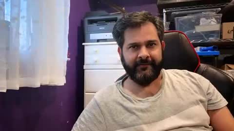 sakhtlaundaz online show from November 28, 2025, 9:28 pm