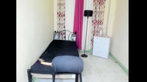 naughtyjanela online show from April 15, 2026, 11:50 am