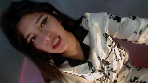 J A N E online show from September 10, 2025, 8:42 pm